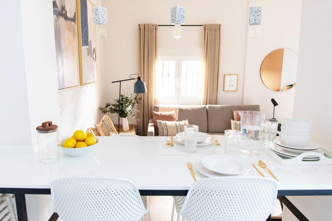 Tinto Townhouse By Olala Homes Seville Luaran gambar