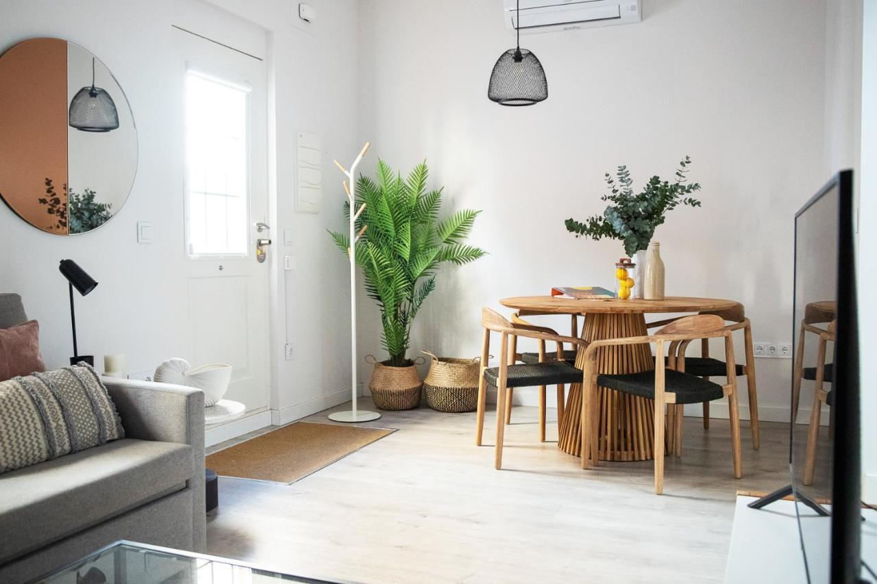 Tinto Townhouse By Olala Homes Seville Luaran gambar