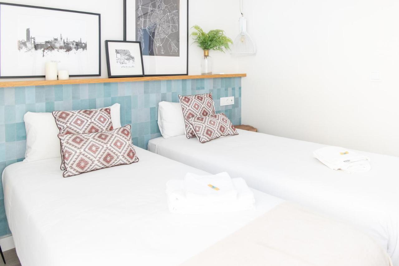 Tinto Townhouse By Olala Homes Seville Luaran gambar